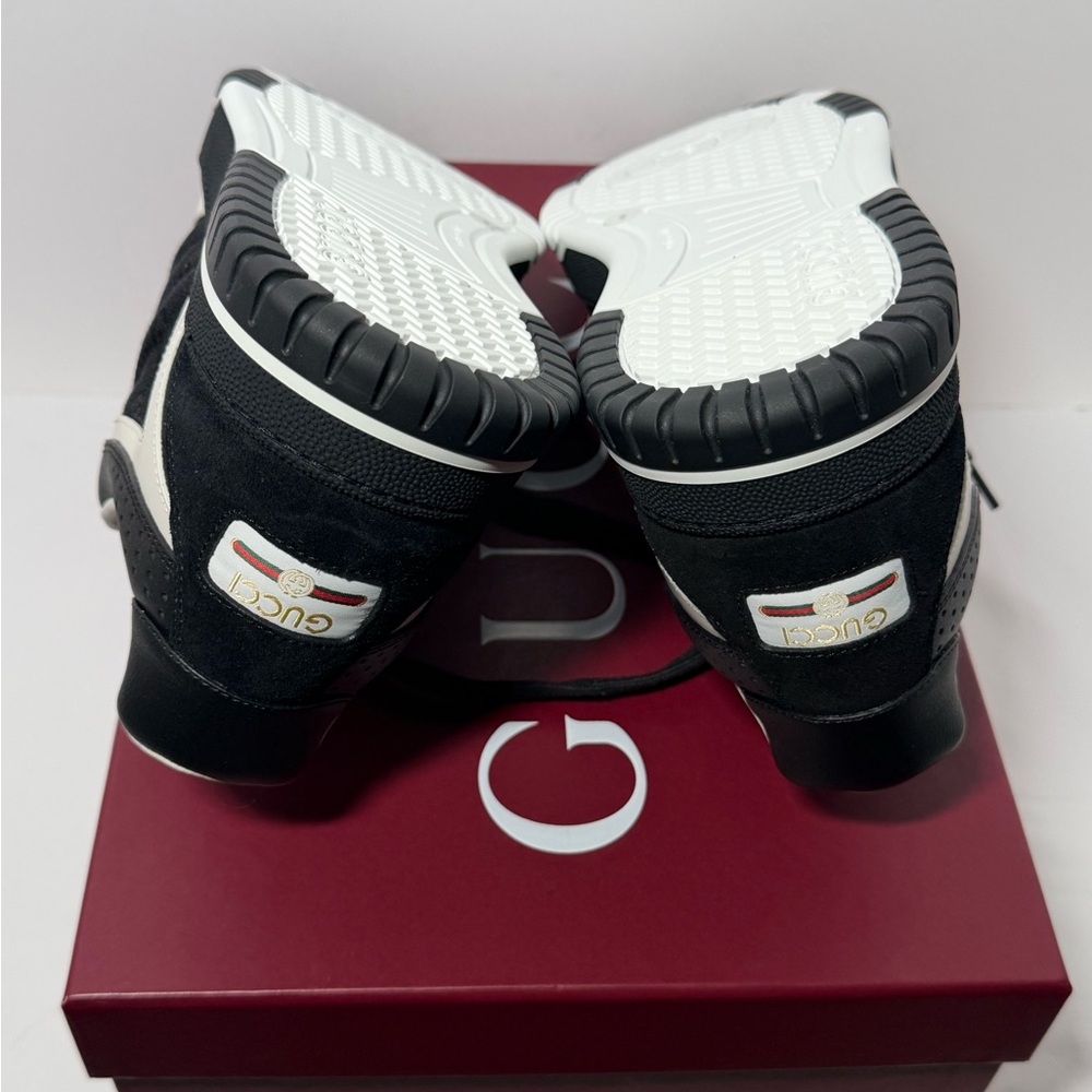 Gucci Black and White Sneakers - Picture 8 of 11